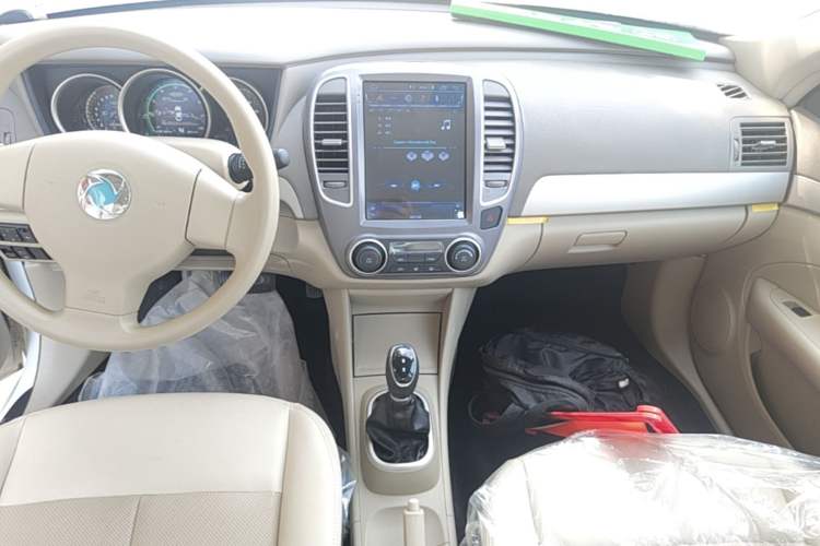 Used Dongfeng Junfeng E11K 2019 Standard Model Audio And AC Panel