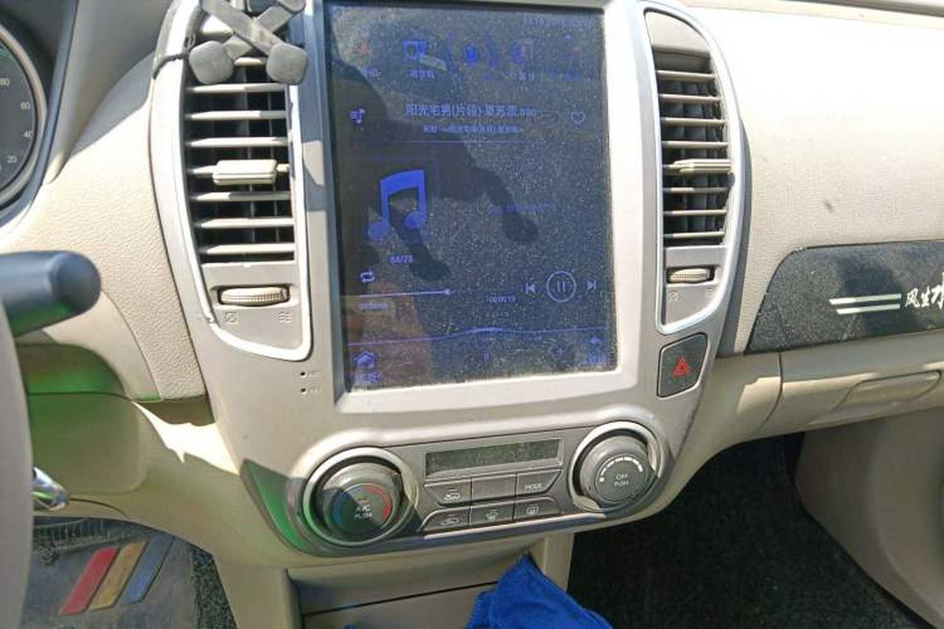 Used Dongfeng Junfeng E11K 2019 Standard Model Audio And AC Panel