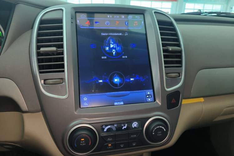 Used Dongfeng Junfeng E11K 2019 Standard Model Audio And AC Panel