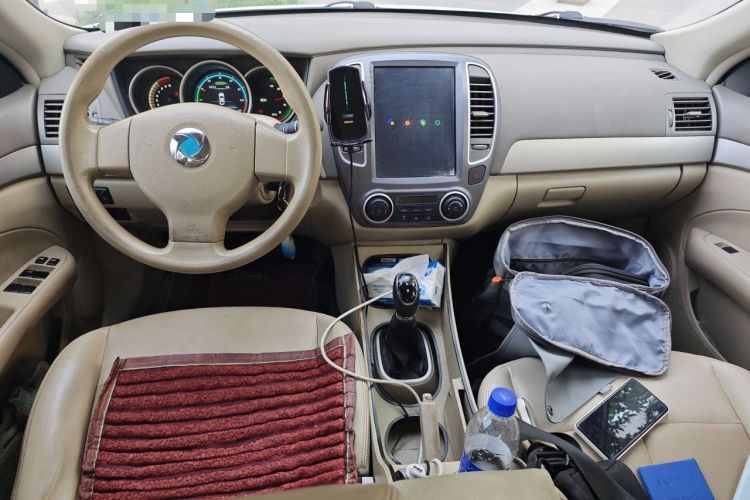 Used Dongfeng Junfeng E11K 2019 Standard Model Center Console