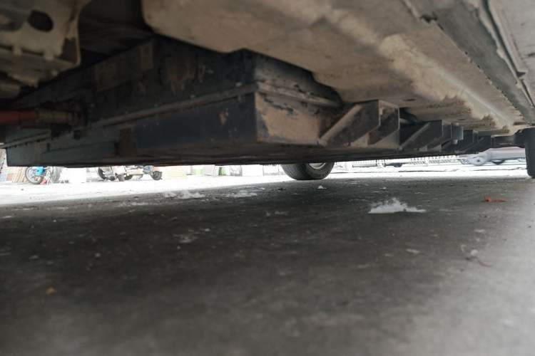 Used Dongfeng Junfeng E11K 2019 Standard Model Chassis Front Left