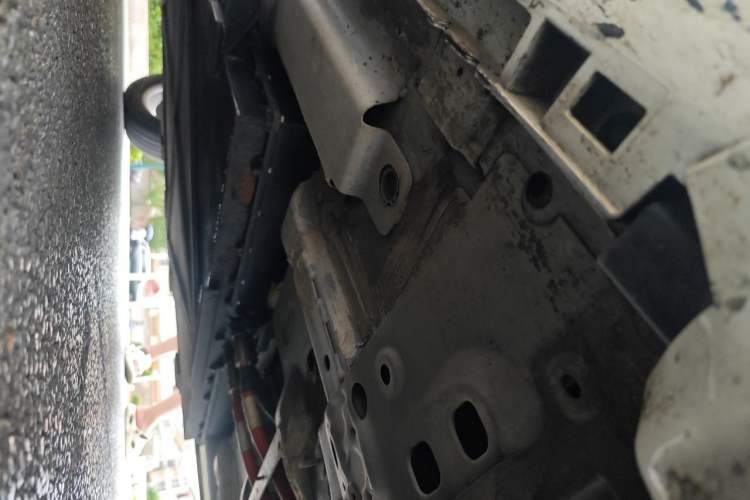 Used Dongfeng Junfeng E11K 2019 Standard Model Chassis Front Right