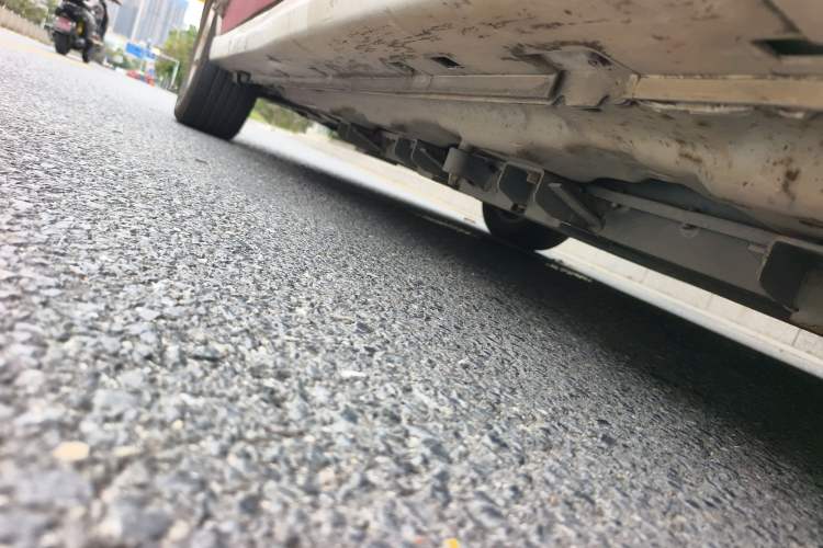 Used Dongfeng Junfeng E11K 2019 Standard Model Chassis Rear Left