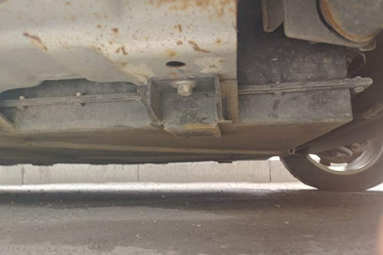 Used Dongfeng Junfeng E11K 2019 Standard Model Chassis Rear Left