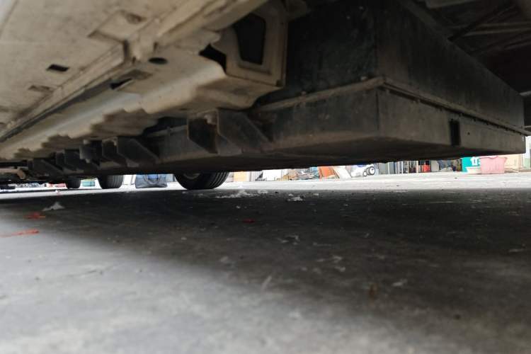 Used Dongfeng Junfeng E11K 2019 Standard Model Chassis Rear Left