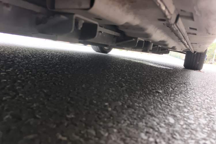 Used Dongfeng Junfeng E11K 2019 Standard Model Chassis Rear Right