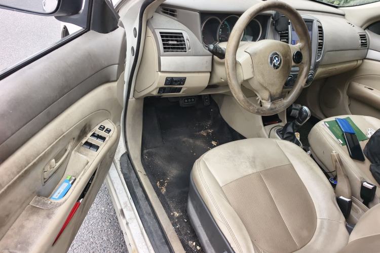 Used Dongfeng Junfeng E11K 2019 Standard Model Driver Seat