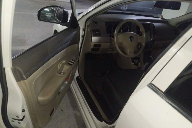 Used Dongfeng Junfeng E11K 2019 Standard Model Driver Seat