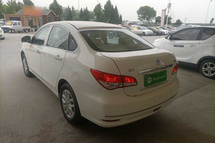 Used Dongfeng Junfeng E11K 2019 Standard Model Exterior 2