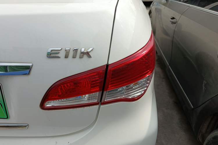 Used Dongfeng Junfeng E11K 2019 Standard Model Exterior 3