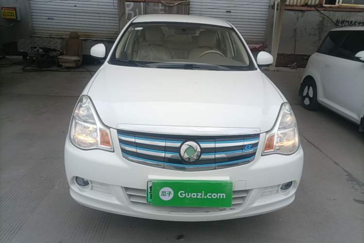 Used Dongfeng Junfeng E11K 2019 Standard Model Front