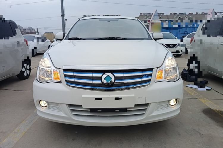 Used Dongfeng Junfeng E11K 2019 Standard Model Front