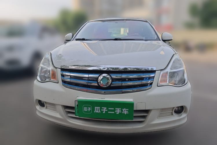 Used Dongfeng Junfeng E11K 2019 Standard Model Front