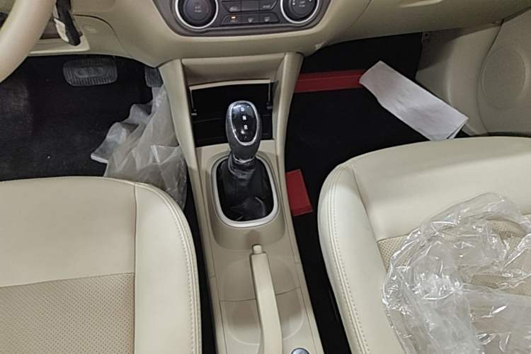 Used Dongfeng Junfeng E11K 2019 Standard Model Gear Lever