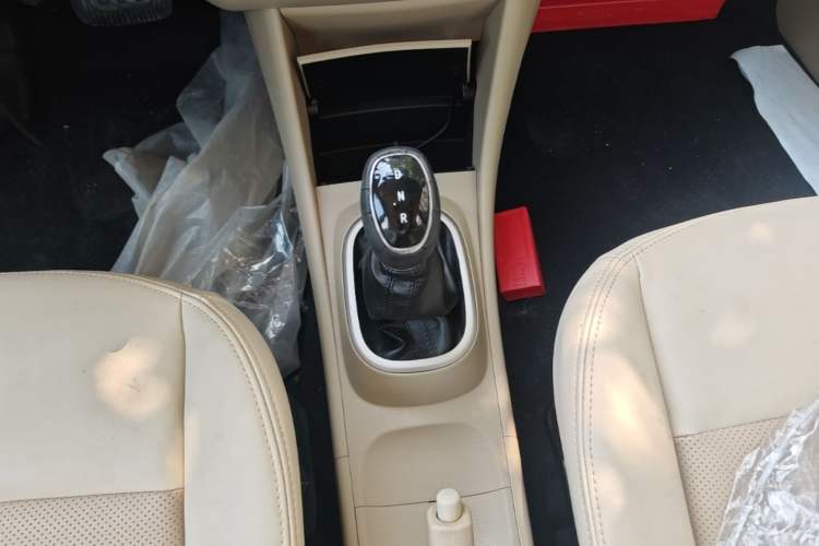 Used Dongfeng Junfeng E11K 2019 Standard Model Gear Lever