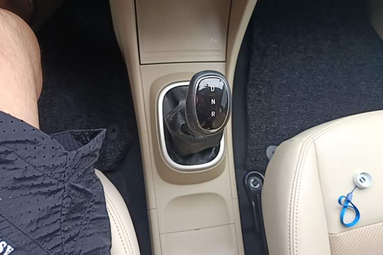 Used Dongfeng Junfeng E11K 2019 Standard Model Gear Lever