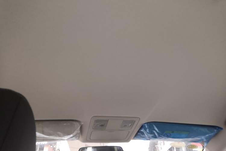 Used Dongfeng Junfeng E11K 2019 ES360 Battery-Swap Version 46.7 kWh Headliner
