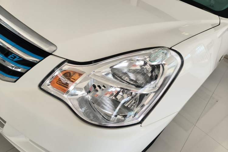 Used Dongfeng Junfeng E11K 2019 Standard Model Left Front Headlight