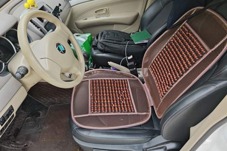 Used Dongfeng Junfeng E11K 2019 ES360 Battery-Swap Version 46.7 kWh Left Front Seat