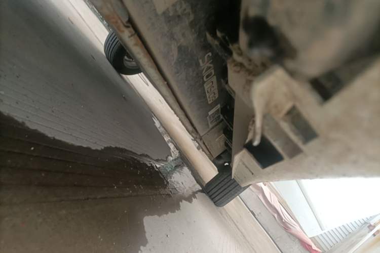 Used Dongfeng Junfeng E11K 2019 Standard Model Left Side Sill