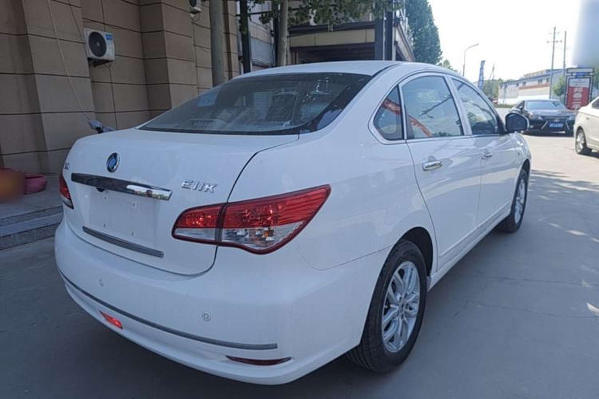 Used Dongfeng Junfeng E11K 2019 Standard Model Rear Right 45 Deg