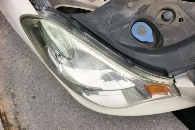 Used Dongfeng Junfeng E11K 2019 Standard Model Right Front Headlight