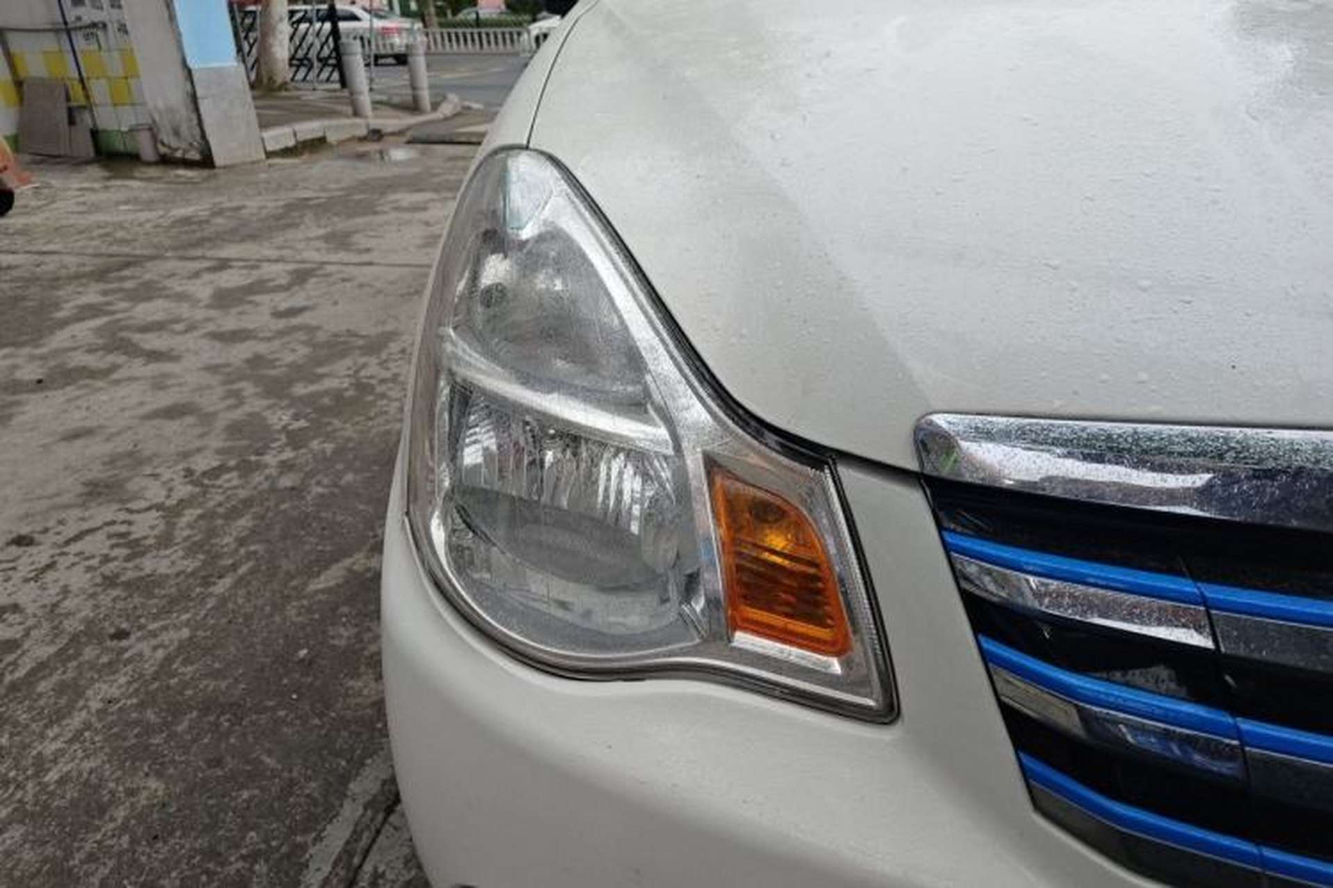 Used Dongfeng Junfeng E11K 2019 Standard Model Right Front Headlight