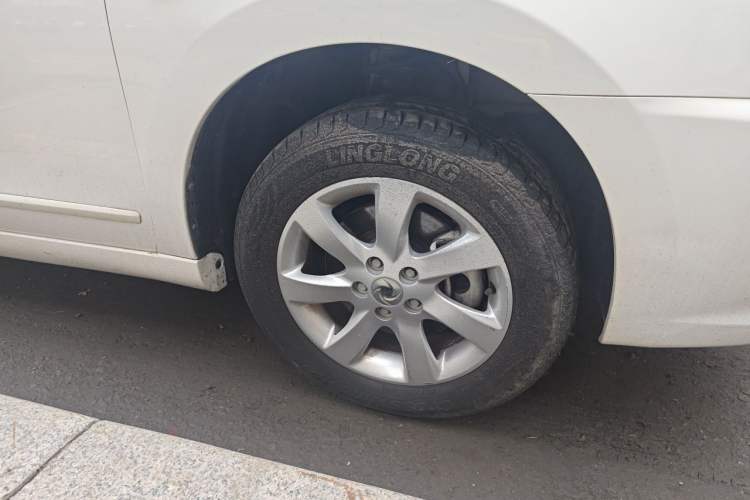 Used Dongfeng Junfeng E11K 2019 Standard Model Right Front Wheel Hub