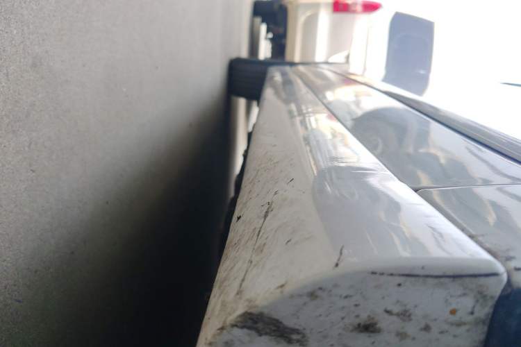 Used Dongfeng Junfeng E11K 2019 Standard Model Right Side Sill