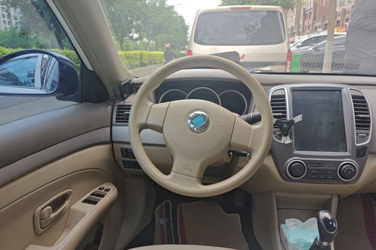 Used Dongfeng Junfeng E11K 2019 Standard Model Steering Wheel