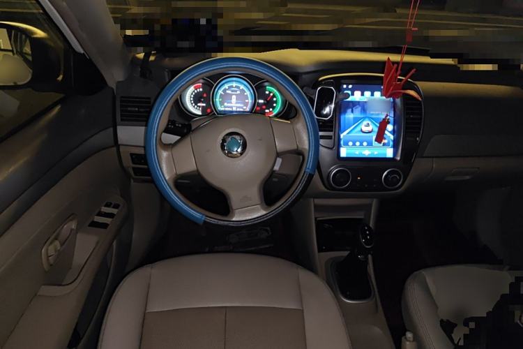 Used Dongfeng Junfeng E11K 2019 Standard Model Steering Wheel
