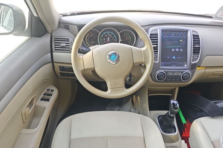 Used Dongfeng Junfeng E11K 2019 Standard Model Steering Wheel