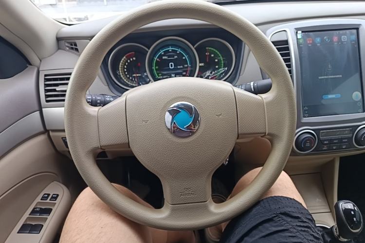 Used Dongfeng Junfeng E11K 2019 Standard Model Steering Wheel