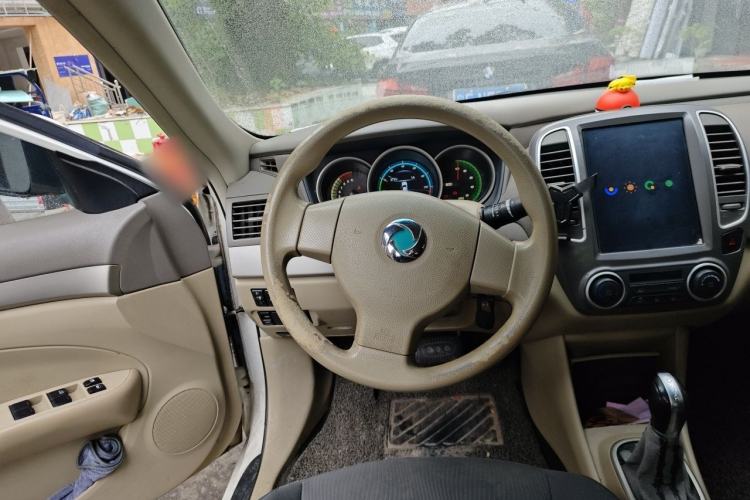Used Dongfeng Junfeng E11K 2019 Standard Model Steering Wheel