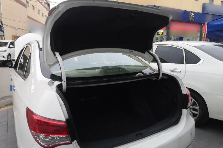 Used Dongfeng Junfeng E11K 2019 ES360 Battery-Swap Version 46.7 kWh Trunk