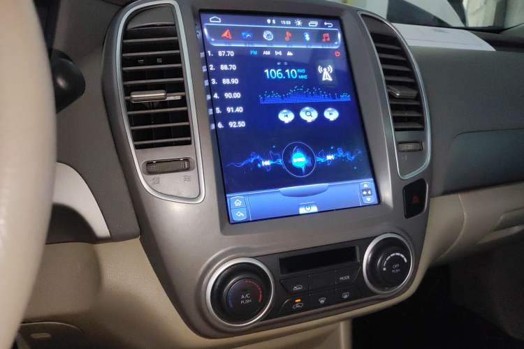 Used Dongfeng Junfeng E11K 2021 60.43 kWh Battery-Swap Version Audio And AC Panel