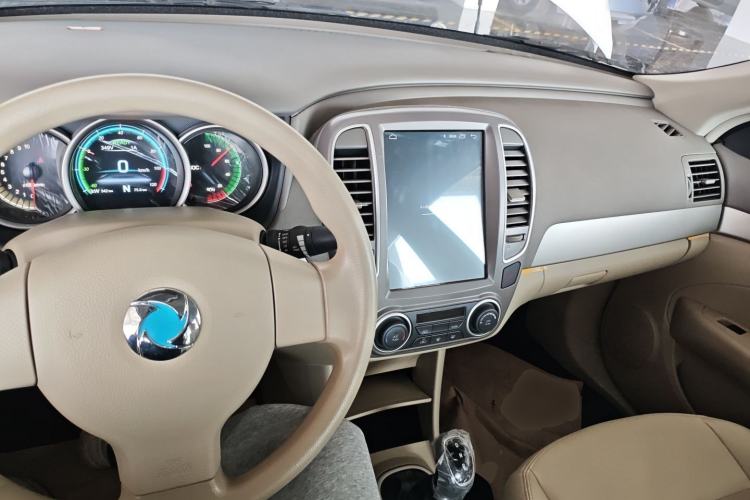 Used Dongfeng Junfeng E11K 2021 60.43 kWh Battery-Swap Version Center Console