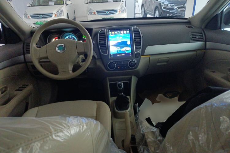 Used Dongfeng Junfeng E11K 2021 60.43 kWh Battery-Swap Version Center Console
