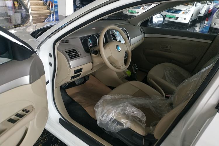 Used Dongfeng Junfeng E11K 2021 60.43 kWh Battery-Swap Version Driver Seat