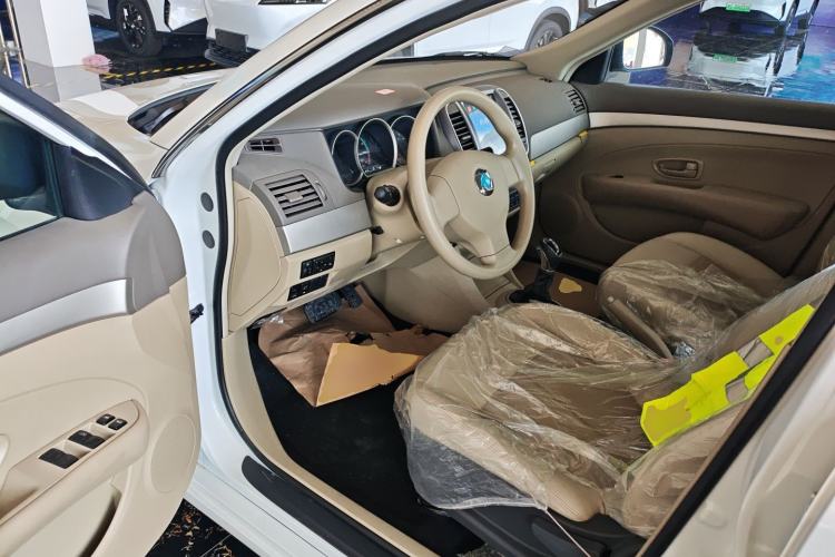 Used Dongfeng Junfeng E11K 2021 60.43 kWh Battery-Swap Version Driver Seat