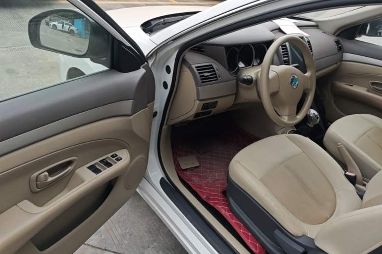 Used Dongfeng Junfeng E11K 2021 60.43 kWh Battery-Swap Version Driver Seat