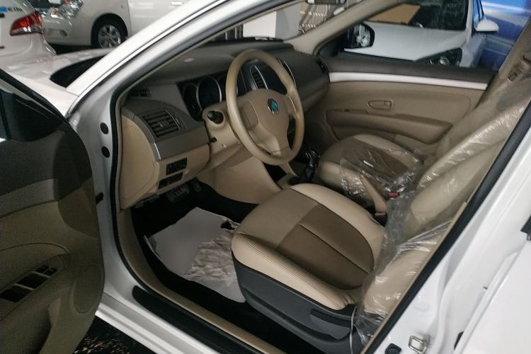 Used Dongfeng Junfeng E11K 2021 60.43 kWh Battery-Swap Version Driver Seat