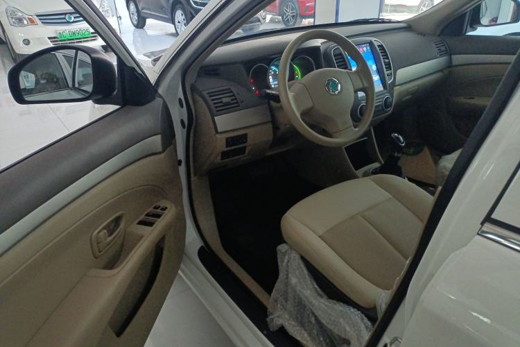 Used Dongfeng Junfeng E11K 2021 60.43 kWh Battery-Swap Version Driver Seat