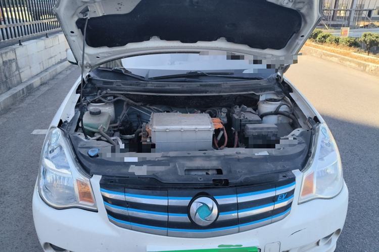Used Dongfeng Junfeng E11K 2021 60.43 kWh Battery-Swap Version Engine Bay