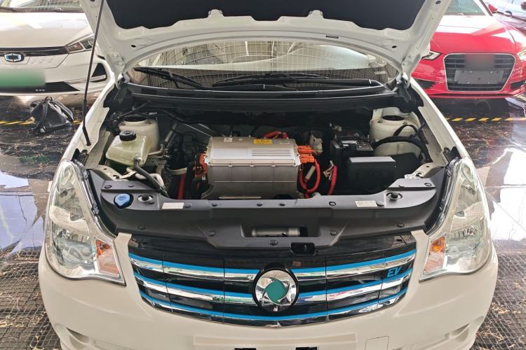 Used Dongfeng Junfeng E11K 2021 60.43 kWh Battery-Swap Version Engine Bay