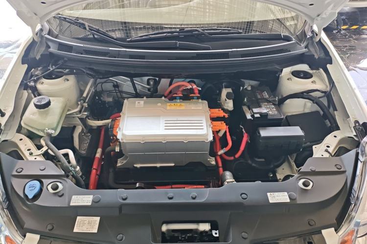 Used Dongfeng Junfeng E11K 2021 60.43 kWh Battery-Swap Version Engine Bay