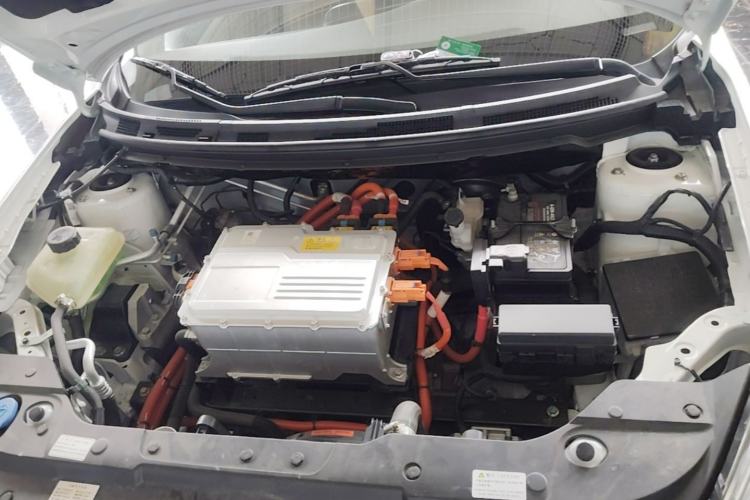 Used Dongfeng Junfeng E11K 2021 60.43 kWh Battery-Swap Version Engine Bay
