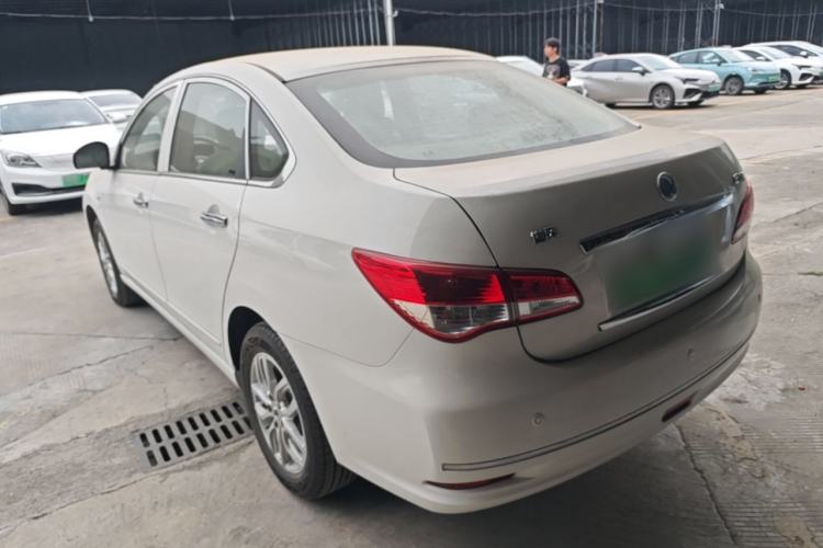 Used Dongfeng Junfeng E11K 2021 60.43 kWh Battery-Swap Version Exterior 2