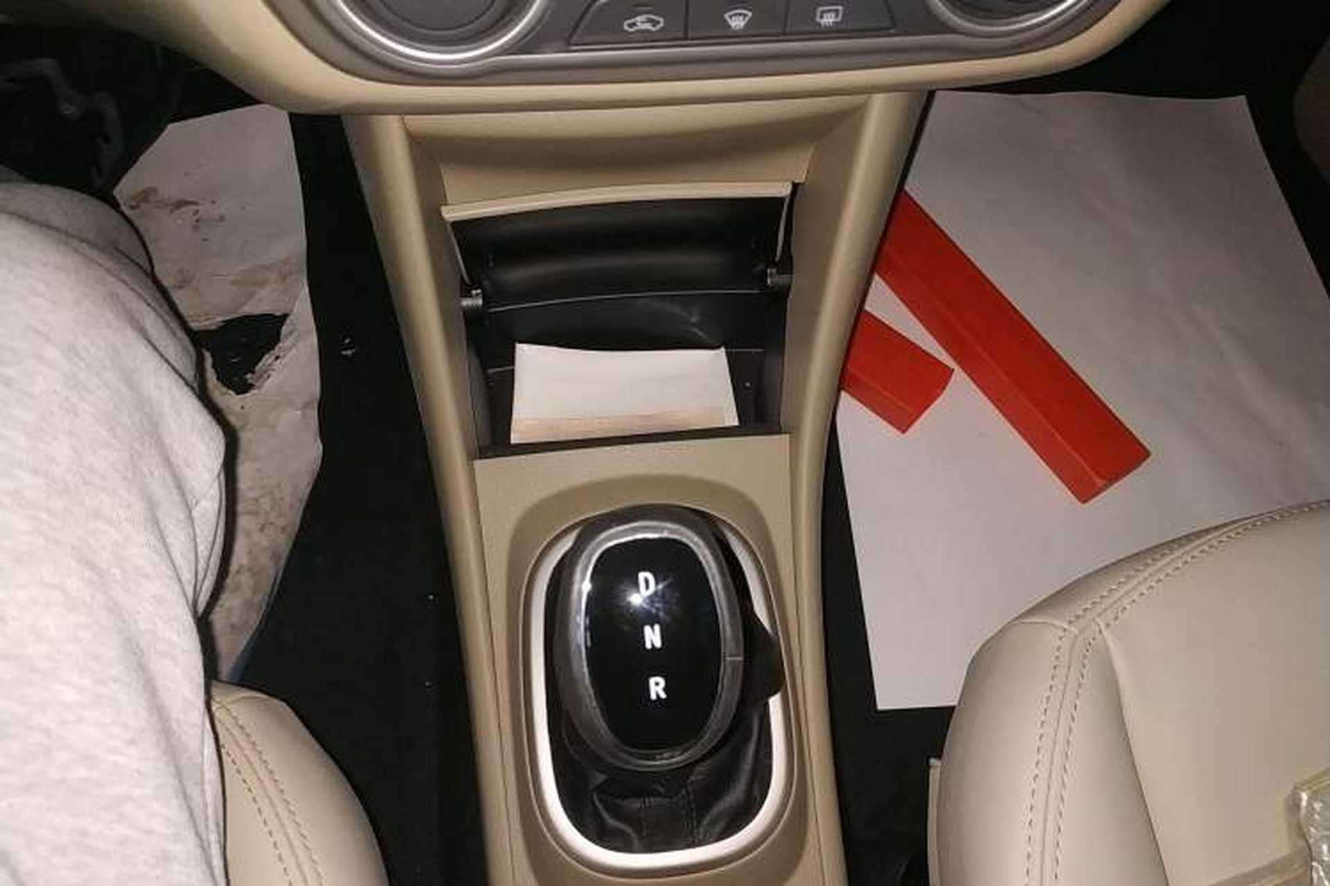 Used Dongfeng Junfeng E11K 2021 60.43 kWh Battery-Swap Version Gear Lever