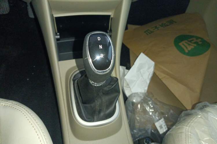 Used Dongfeng Junfeng E11K 2021 60.43 kWh Battery-Swap Version Gear Lever